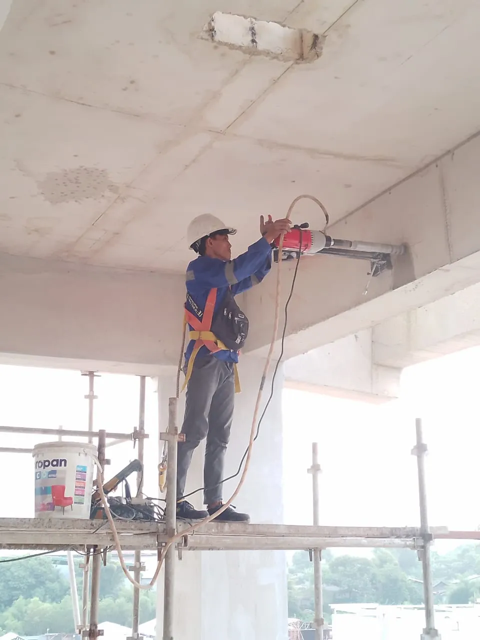 Jasa Bobok / Bongkar Beton